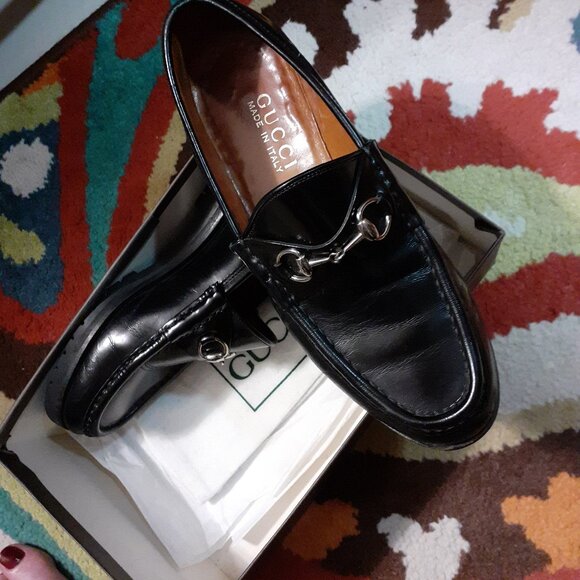 GUCCI SIZE 6 LADIES LOAFER - Picture 1 of 1